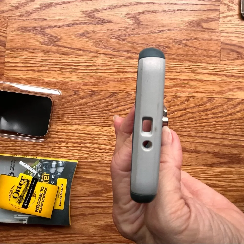 OtterBox Commuter Series Samsung Galaxy S6 Holster Clip